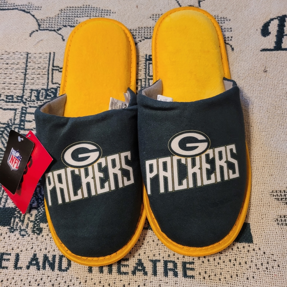 Mens Large NWT Official NFL Green Bay Packers Slippers